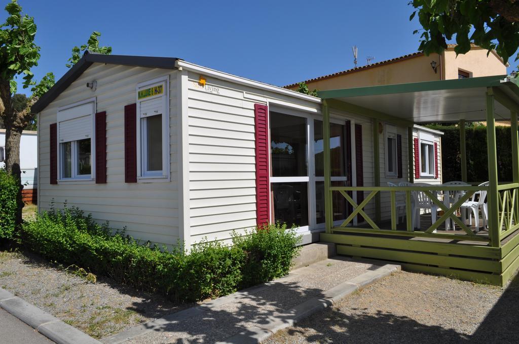 Camping Resort-Bungalow Park Mas Patoxas Pals Esterno foto